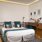 Hotel Petit Lafayette