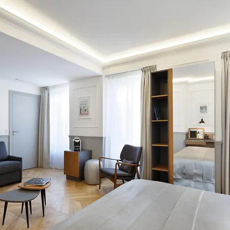 Hotel Petit Lafayette