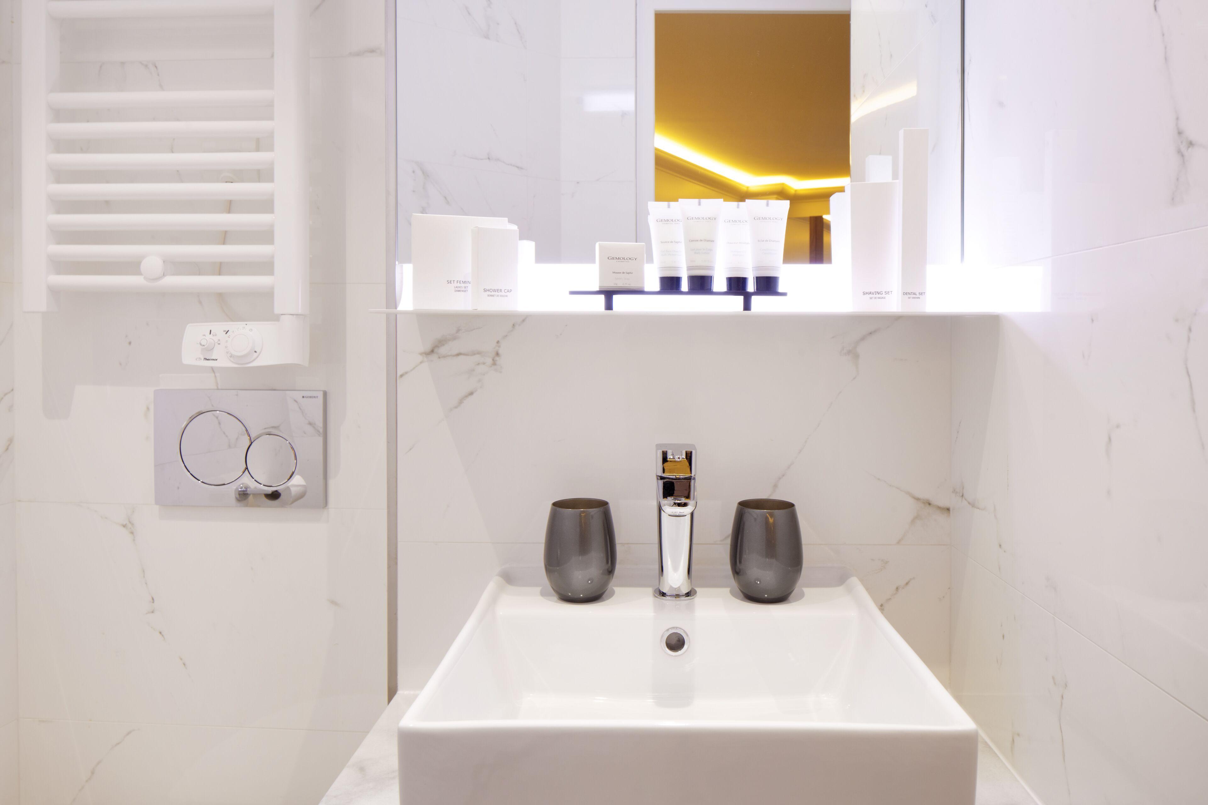 Hotel Petit Lafayette