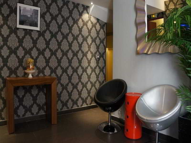 Petit Lafayette Hotel